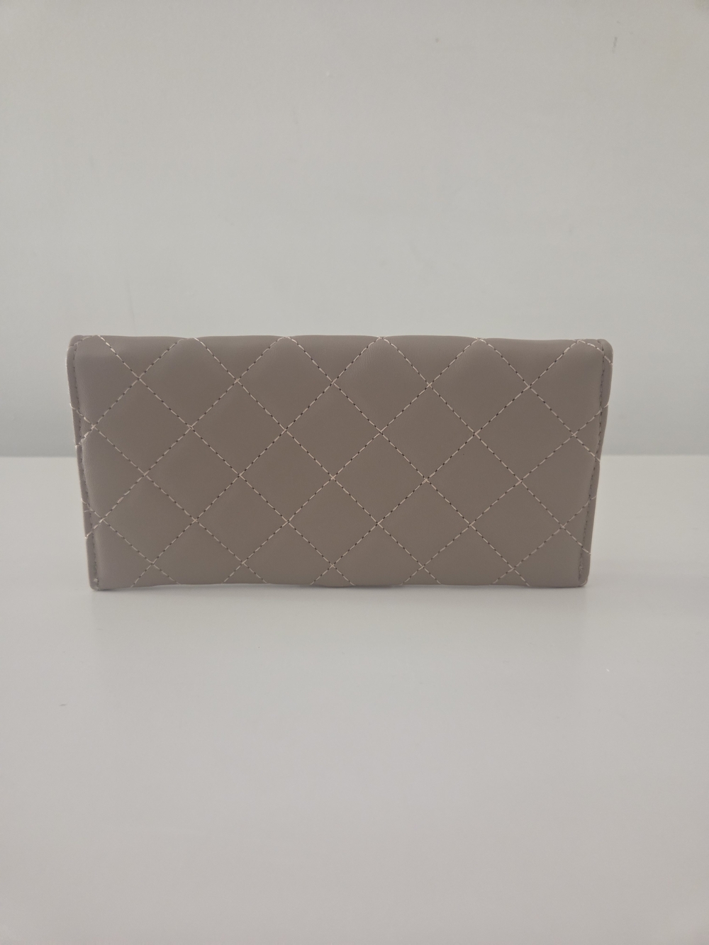 Badgley Mischka Taupe Quilted Checkbook Wallet Logo Accent - Picture 2 of 4